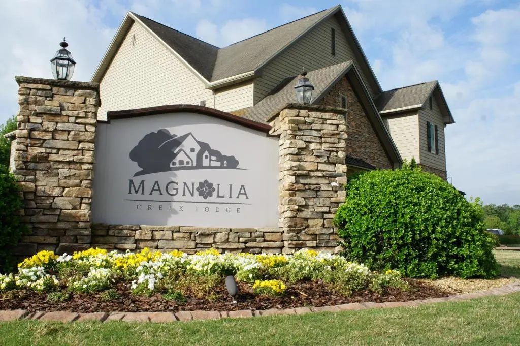 Magnolia Creek Lodge