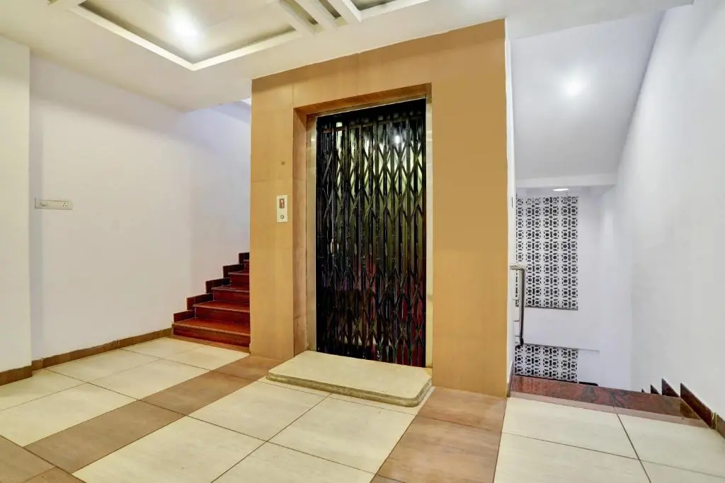 Super Townhouse Eluru
