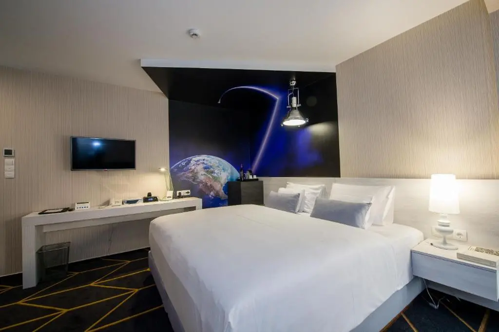 Science Hotel