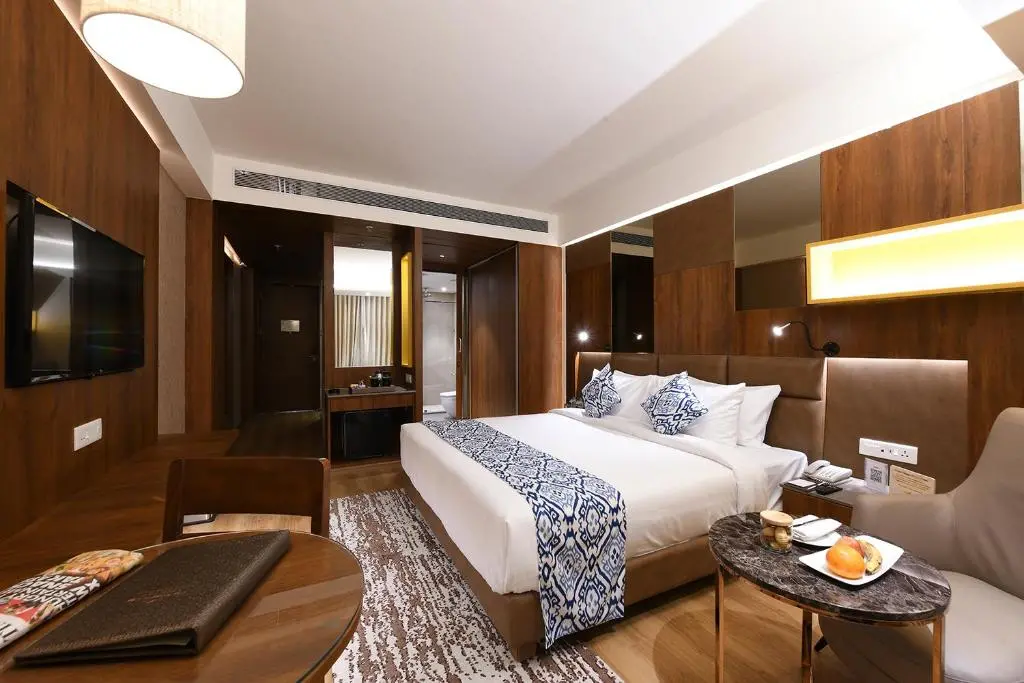 Ocean Suites Near Delhi Airport