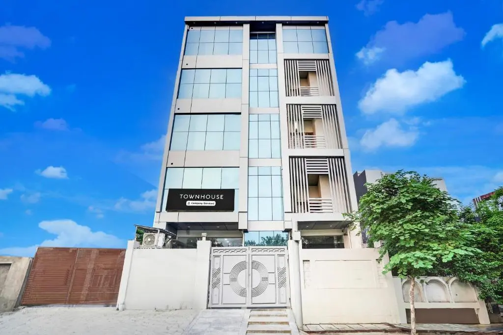 Super Townhouse Sector 63 A Noida