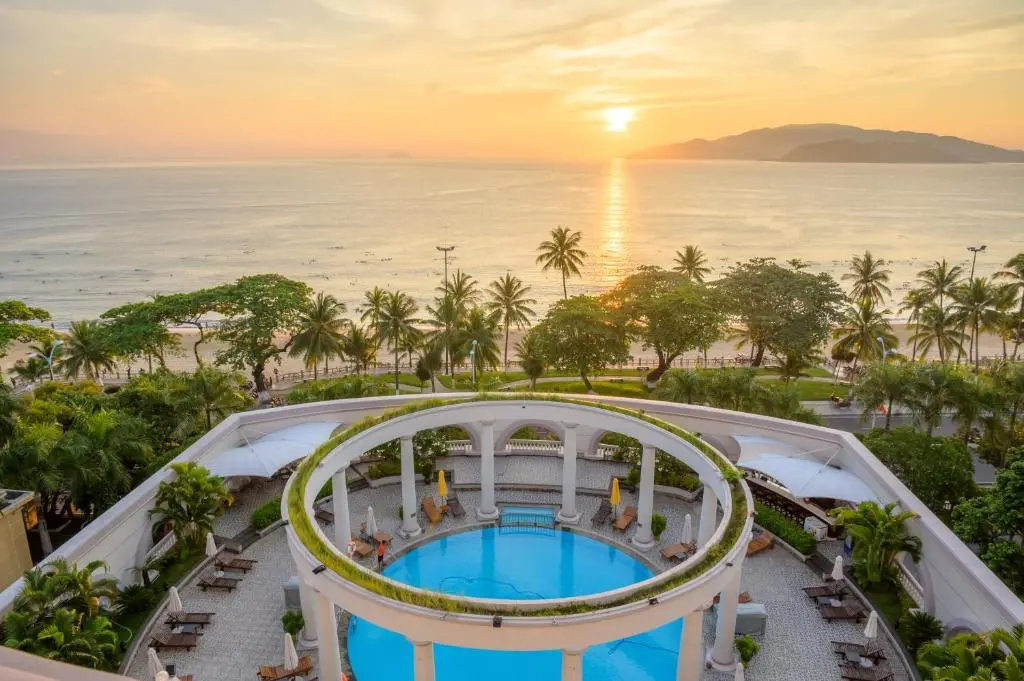 Sunrise Nha Trang Beach Hotel & Spa