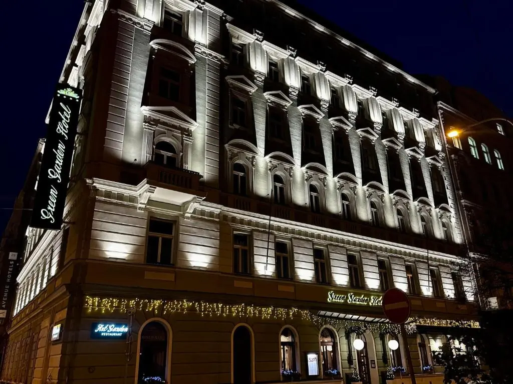 Green Garden Hotel