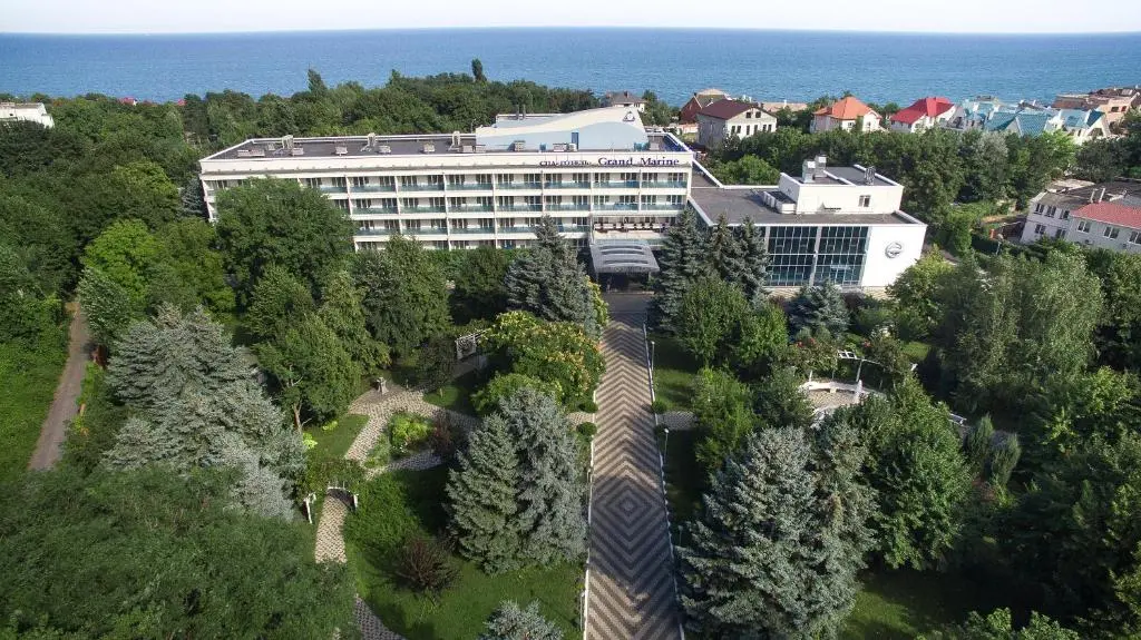 Grand Marine Hotel & Spa