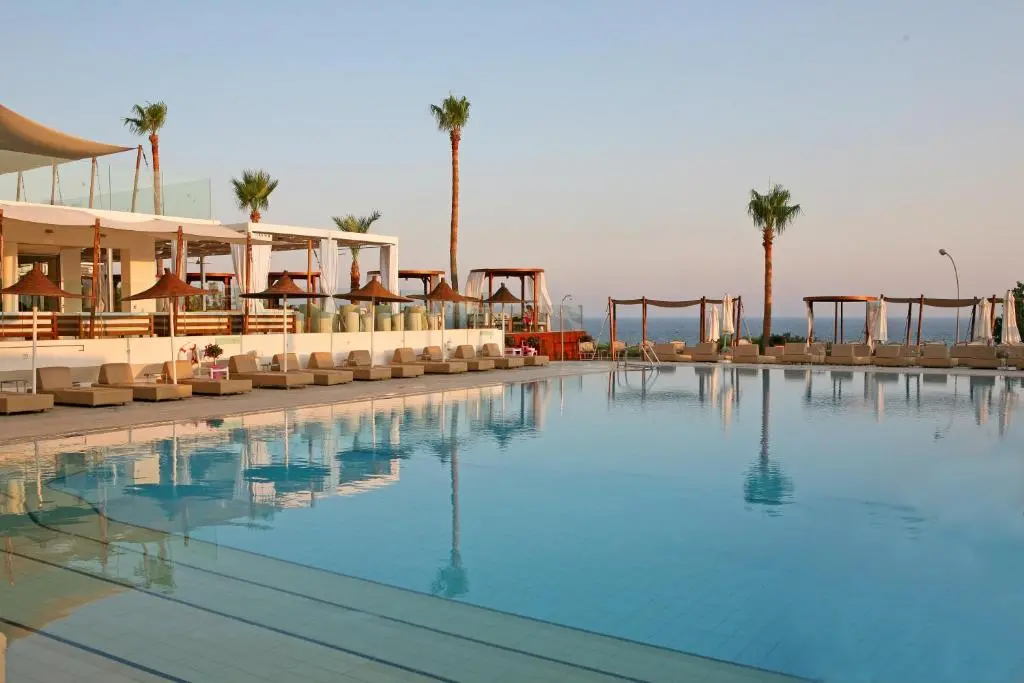 Napa Mermaid Hotel & Suites