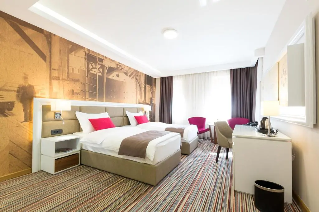 Hotel Tesla