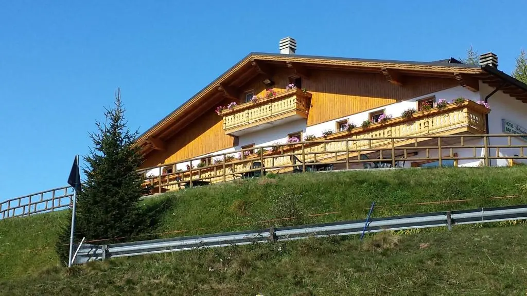 Belvedere Mountain Experience
