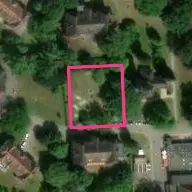 Minigolf auf dem Gelände der Psychiatrischen Klinik Lüneburg