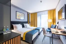 Grand Ascot Hotel
