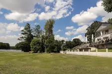 Villa-Meehr