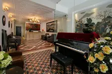 Hanoi Center Silk Premium Hotel