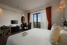 Hanoi Center Silk Premium Hotel