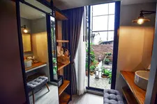 Family Tree Hotel