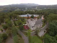 Castillo Del Bosque La Zoreda