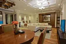 Rawasi Hotel Suites (الرواسي للشقق الفندقية)
