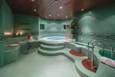 Franceschi Park Hotel
