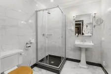 Wall Street Hotel