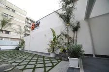 8 Room Hotel