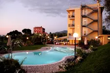 Johanna Park Hotel
