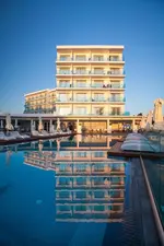 The Blue Ivy Hotel & Suites