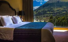 Hotel Medina Del Lago