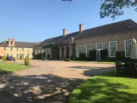 Hemswell Court