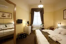 Barokk Hotel Promenád