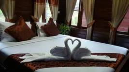 Baannai Lake View Resort
