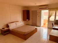 Baansilp Hotel