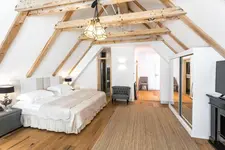 Lesar Hotel Angel