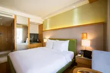 Baymond Hotel