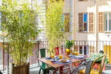 L'Abeille Boutique Apartments