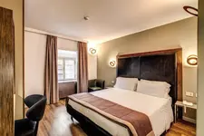 Al Manthia Hotel