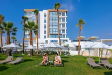 Leonardo Crystal Cove Hotel & Spa
