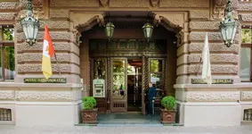 Londonskaya Hotel