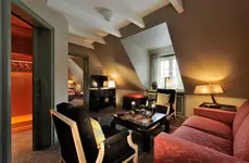 Hotel Village