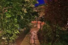Mountain Breeze Lodge & Resort