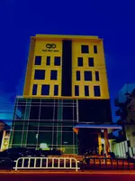 Glow Rattana Place Hotel (โรงแรมโกลว์ รัตนา เพลส)