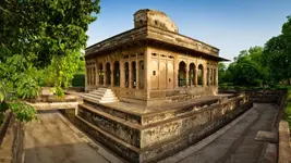 Neemrana Deo Bagh