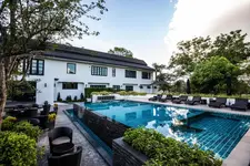 Merchant Villa