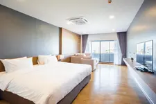 Icon Park Hotel