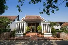 Tharaburi Resort
