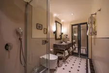 Hotel Capital