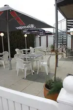 Ummen Hotel & Restaurant