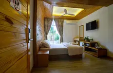Perla Dhangethi