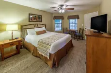 Holiday Inn Club Vacations Piney Shores Resort at Lake Conroe