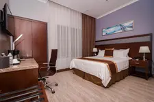 Hotel City Plaza & Suites