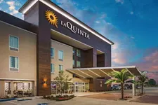 La Quinta Inn & Suites by Wyndham Manassas, VA- Dulles Airport