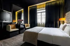 9 Hotel Mercy