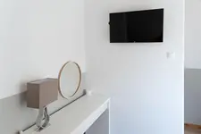 Hotel Tier Collection